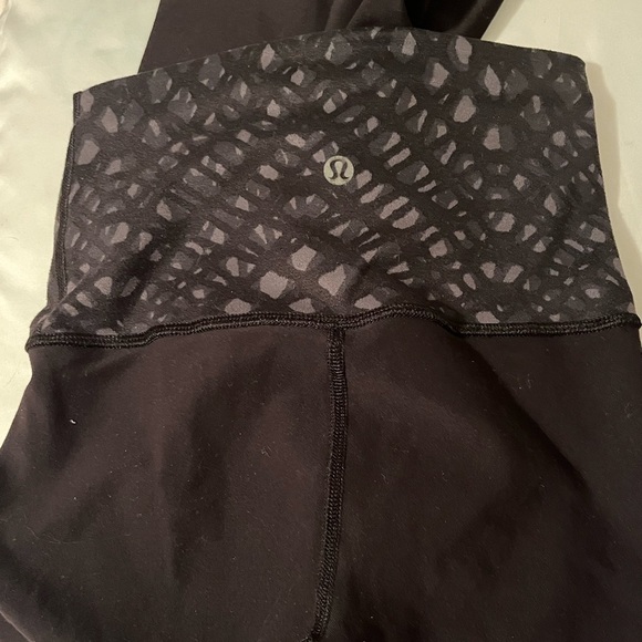 Lululemon All The Right Places Hi Rise Leggings - Picture 10 of 13